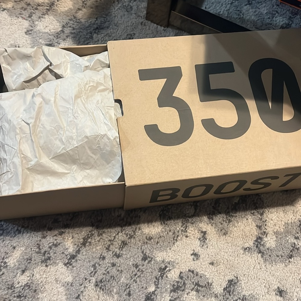 Yeezy boost 350 V2 slate 10.5 - Picture 2 of 8